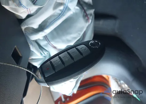 2022 Nissan Versa 1.6 Sr Xtronic Cvt z USA, uszkodzony, nr VIN 3N1CN8FV3NL838066